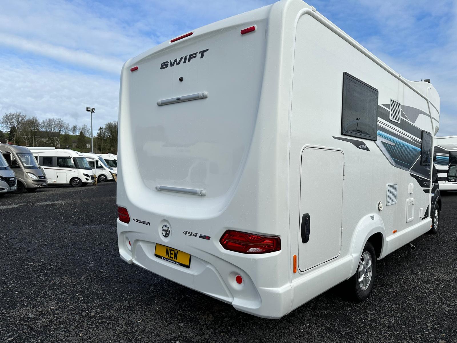 NEW Swift Voyager 494 - Automatic
